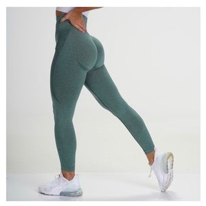 NVGTN Forest Green Seamless leggings - XS